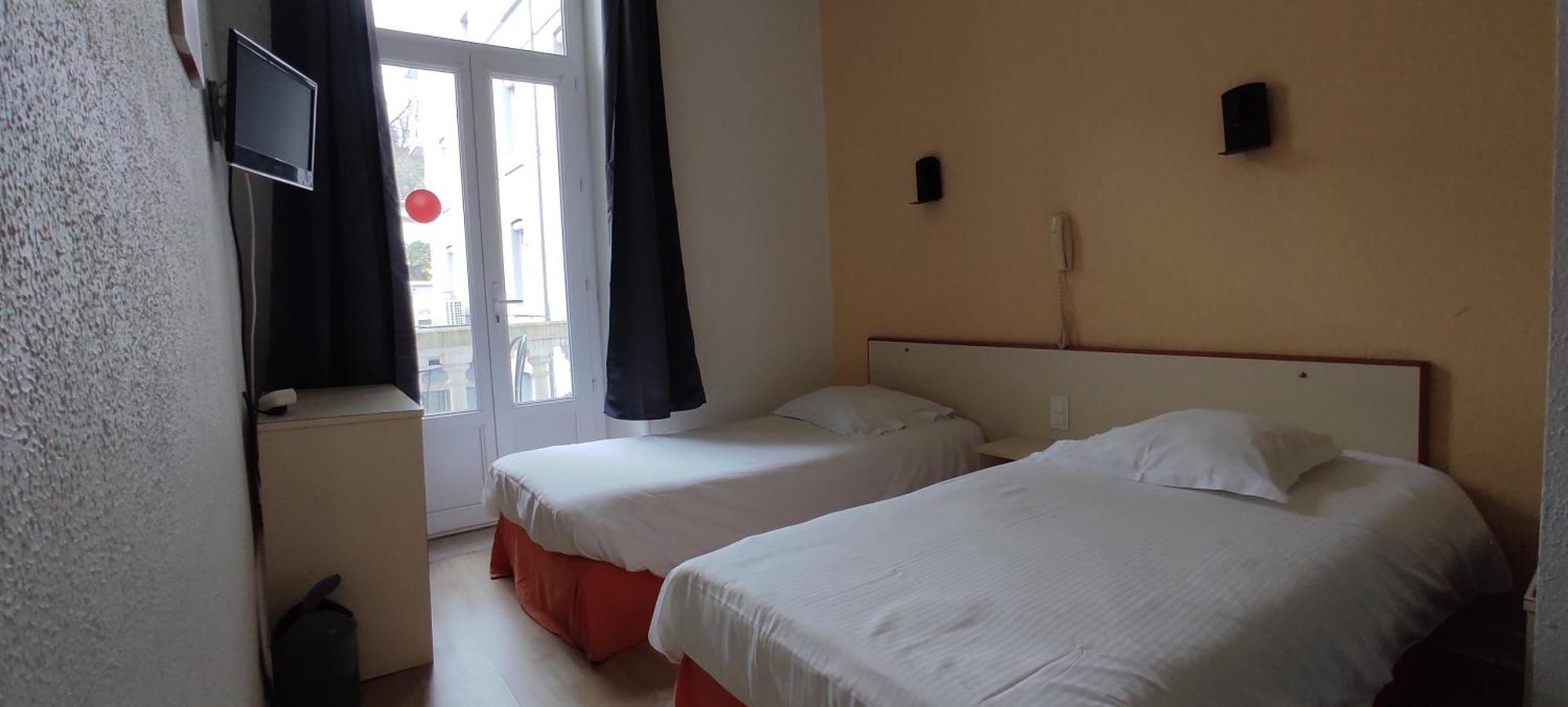 Hotel Luxembourg Lourdes Quarto foto